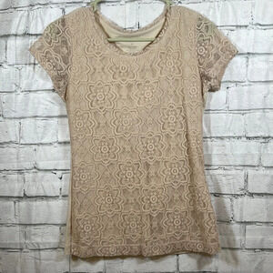Women’s Van Heusen tan lace overlay t-shirt XS